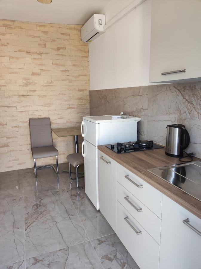 Apartments Katica Метайна Екстер'єр фото